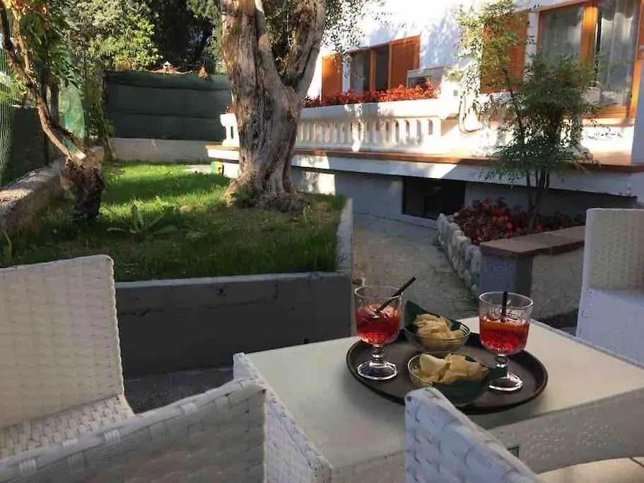 Casa Castello Lägenhet Padenghe sul Garda Italien